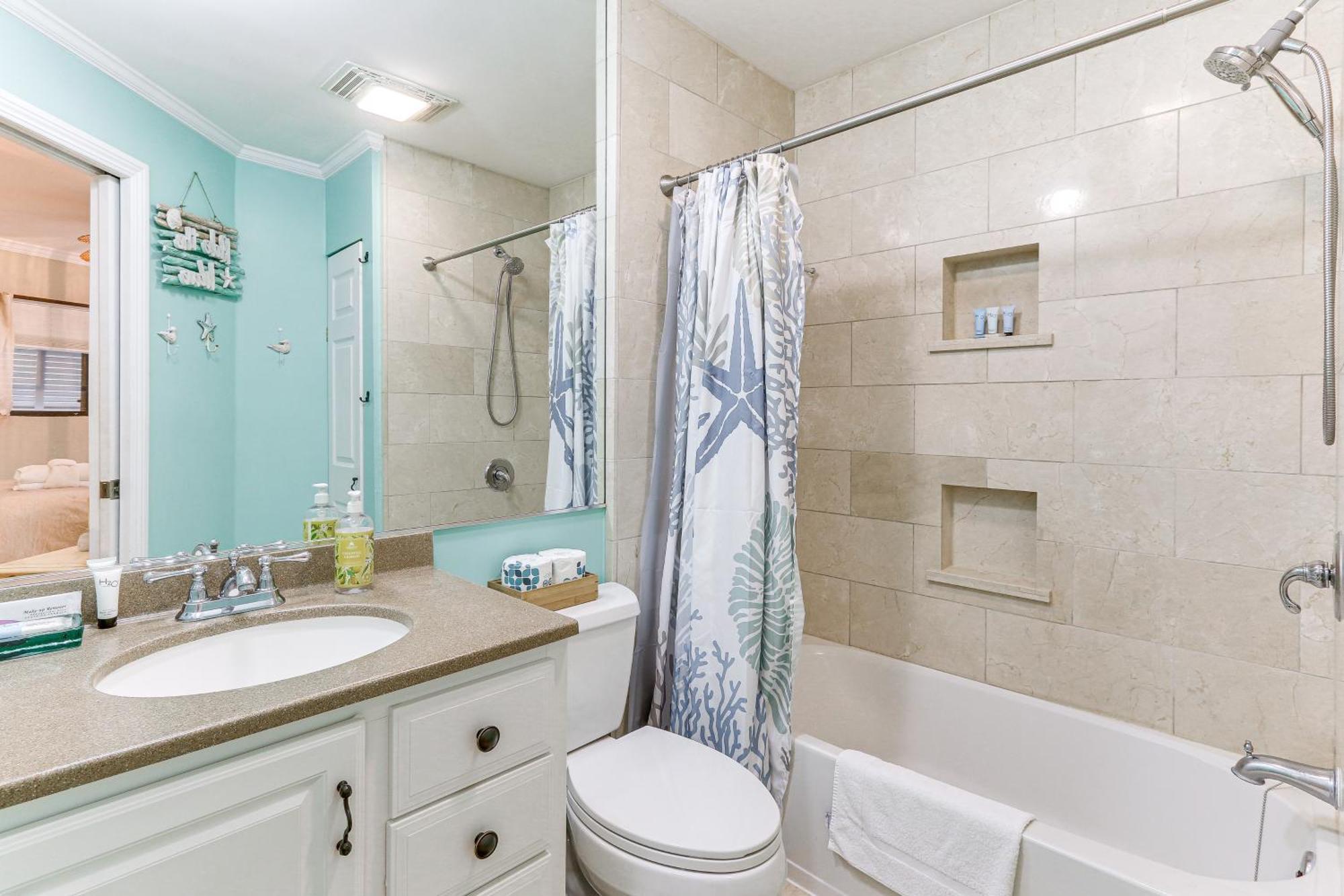 Hilton Head Gem Walk To Coligny Plaza And Beach! Hilton Head Island Exterior photo
